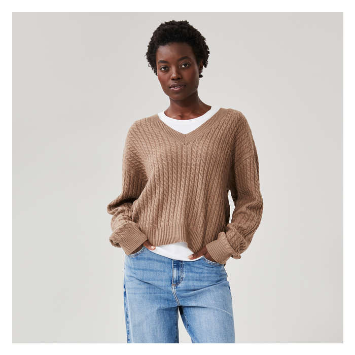 Women's Cable Knit Pullover